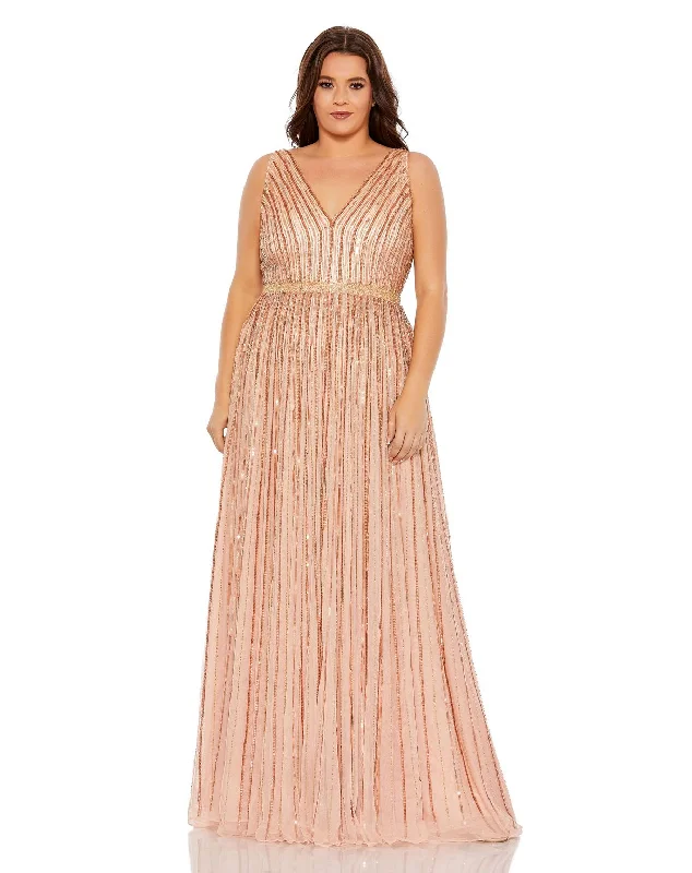 Maternity dress for a baby's first visit to the rooftop garden Mac Duggal 5755 Sequined Long Formal Plus Size Dress Maternity dress for a baby's first visit to the rooftop garden Mac Duggal 5755 Sequined Long Formal Plus Size Dress
