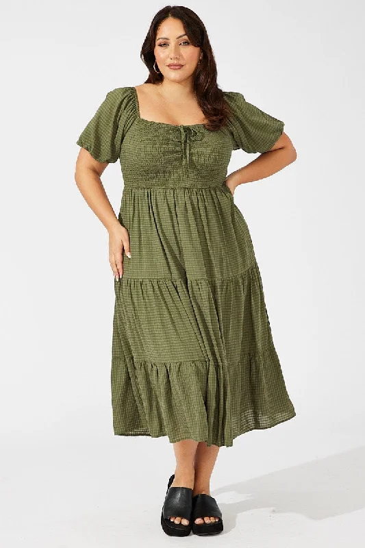 Velvet midi dresses in jewel tones for a glamorous winter event Green Midi Dress Short Sleeve Shirred Velvet midi dresses in jewel tones for a glamorous winter event Green Midi Dress Short Sleeve Shirred