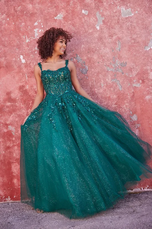 Maternity dress for a brunch with friends Ellie Wilde EW35123 Prom Long Glitter Ball Gown Maternity dress for a brunch with friends Ellie Wilde EW35123 Prom Long Glitter Ball Gown