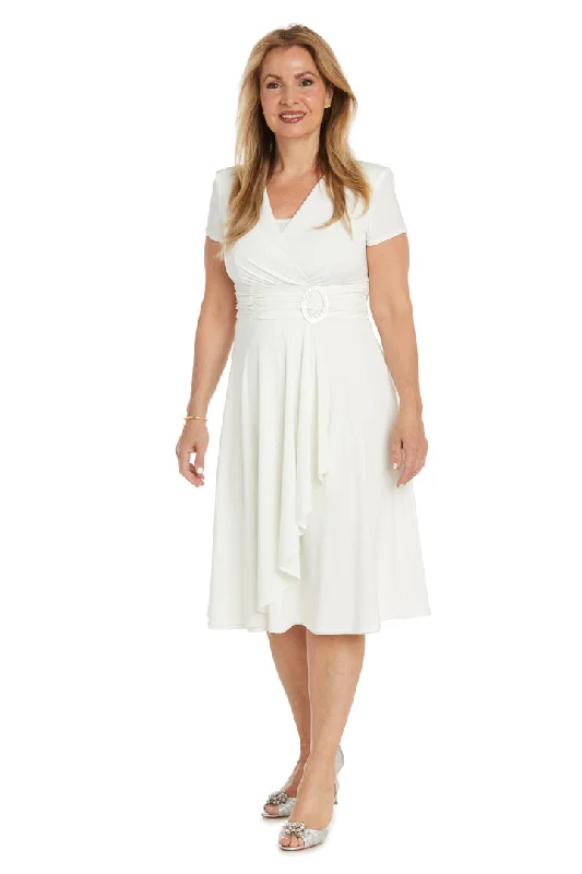 Maternity dress for a baby's first visit to the science center R&M Richards 1709 Short Mother of the Bride Cocktail Knee Length Dress Maternity dress for a baby's first visit to the science center R&M Richards 1709 Short Mother of the Bride Cocktail Knee Length Dress