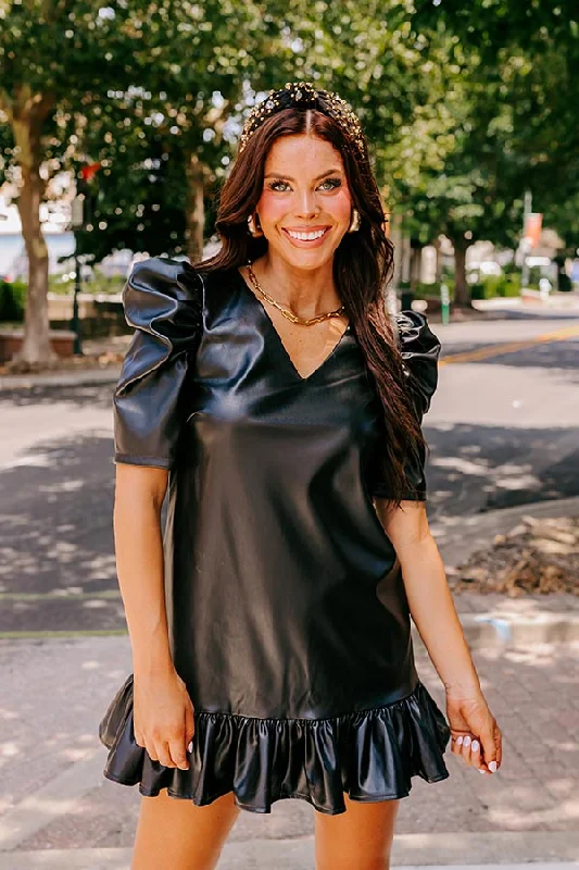 Metallic mini dresses for a glamorous event Stylish Setting Faux Leather Mini Dress in Black Metallic mini dresses for a glamorous event Stylish Setting Faux Leather Mini Dress in Black