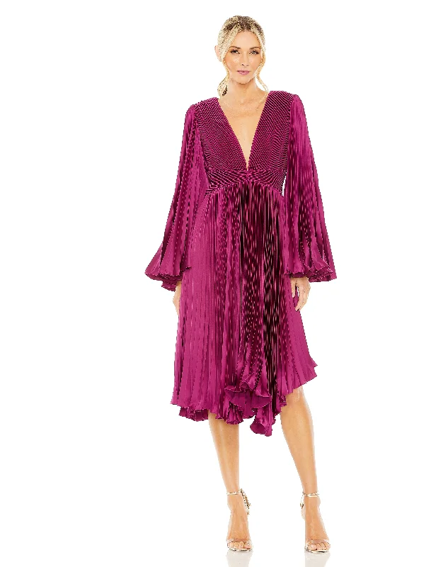 Maternity dress for a spring flower show Mac Duggal 49717 Long Sleeve Tea Length Cocktail Dress Maternity dress for a spring flower show Mac Duggal 49717 Long Sleeve Tea Length Cocktail Dress