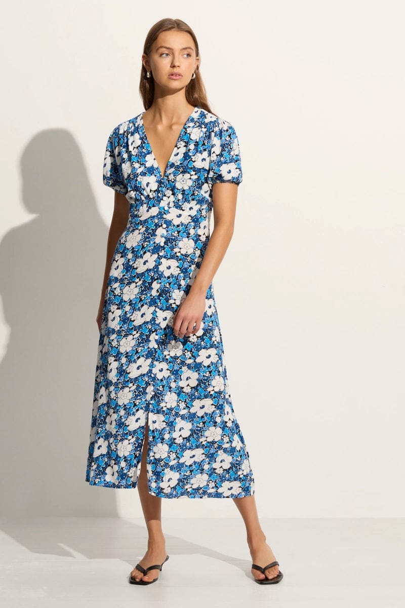 Midi dresses with cold - shoulder cutouts for a trendy style Bellavista Midi Dress Vita Bella Floral Blue (Exclusive) - Final Sale Midi dresses with cold - shoulder cutouts for a trendy style Bellavista Midi Dress Vita Bella Floral Blue (Exclusive) - Final Sale