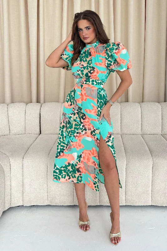 Velvet midi dresses in jewel tones for a glamorous winter event Lilith Puff Sleeve High Neck Midi Dress Green Velvet midi dresses in jewel tones for a glamorous winter event Lilith Puff Sleeve High Neck Midi Dress Green