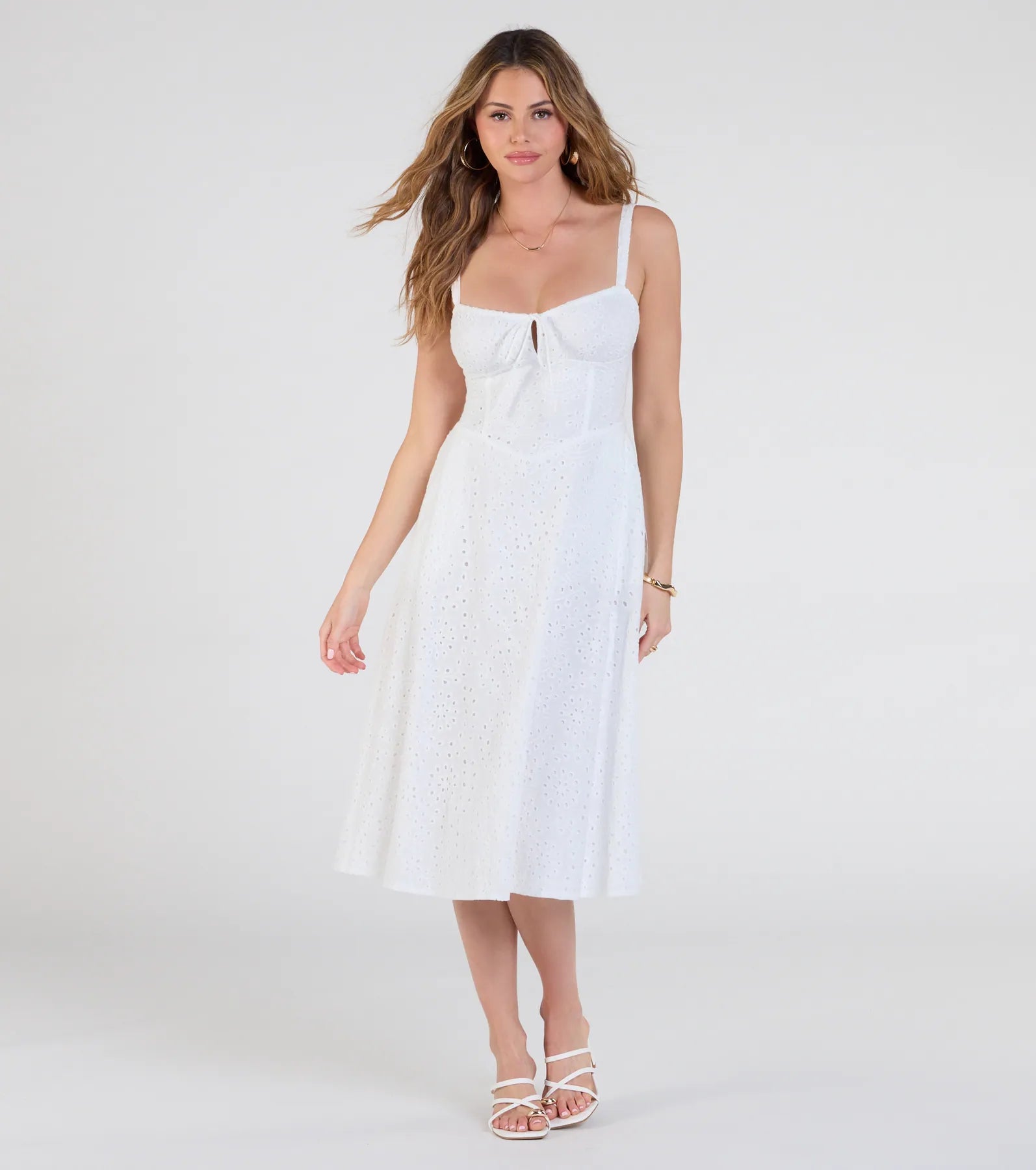 Midi dresses with tiered skirts for a bohemian festival look Sunny Staple Square Neck Eyelet Midi Dress With Pockets Midi dresses with tiered skirts for a bohemian festival look Sunny Staple Square Neck Eyelet Midi Dress With Pockets