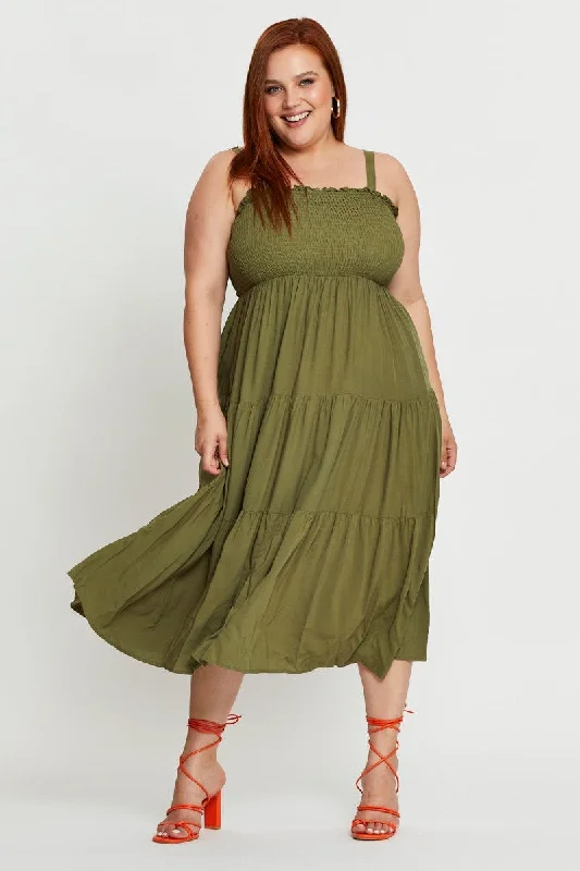 Midi dresses with polka dot prints for a playful summer outfit Green Midi Dress Square Neck Sleeveless Midi dresses with polka dot prints for a playful summer outfit Green Midi Dress Square Neck Sleeveless