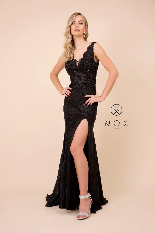 A - line wedding dresses with a beaded neckline Long Formal Sleeveless Metallic Skirt Prom Dress Sale A - line wedding dresses with a beaded neckline Long Formal Sleeveless Metallic Skirt Prom Dress Sale
