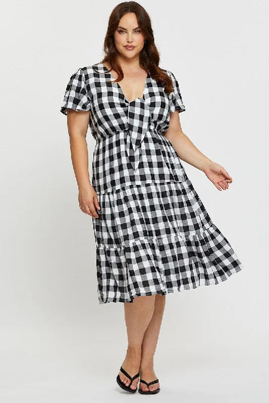 Midi dresses with pleated skirts for a timeless and elegant appeal Check Midi Dress V-neck Short Sleeve Midi dresses with pleated skirts for a timeless and elegant appeal Check Midi Dress V-neck Short Sleeve