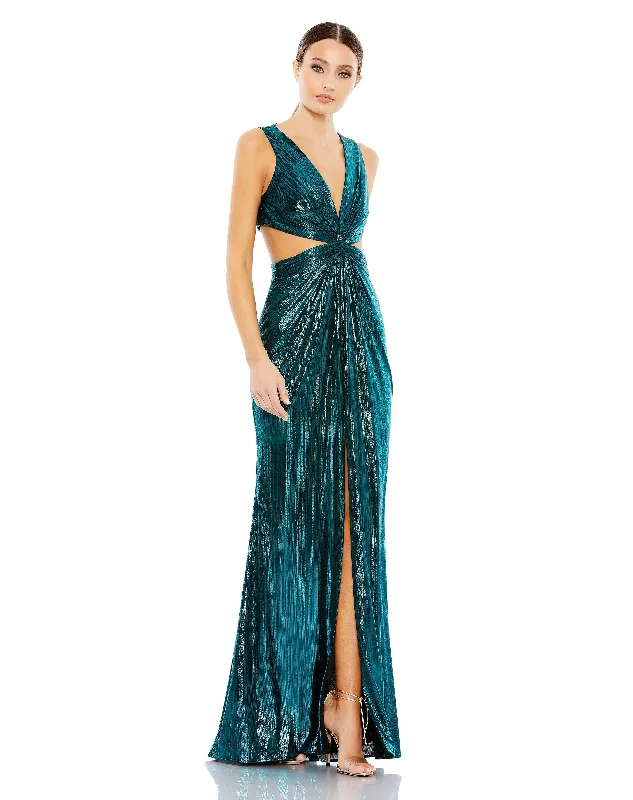 Wedding dresses with a ruched bodice for a textured look Mac Duggal 26733 Long Formal Metallic Prom Dress Wedding dresses with a ruched bodice for a textured look Mac Duggal 26733 Long Formal Metallic Prom Dress