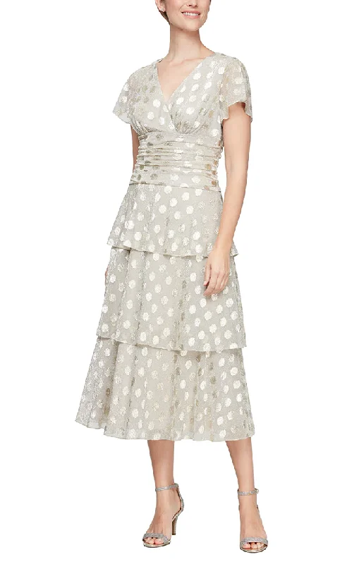 Maternity dress for a baby's first visit to the beach SL Fashions 9155138 Polka Dot Long Formal Dress Maternity dress for a baby's first visit to the beach SL Fashions 9155138 Polka Dot Long Formal Dress
