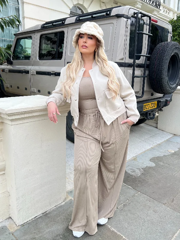 Women's bomber jackets with a holographic finish for a futuristic and eye - catching look Curve Beige Bomber Jacket Women's bomber jackets with a holographic finish for a futuristic and eye - catching look Curve Beige Bomber Jacket