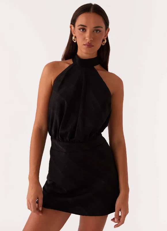 Plus Size Women Dress with a Flattering A - Line Cut for Comfort and Style Camera Shy Mini Dress - Black Plus Size Women Dress with a Flattering A - Line Cut for Comfort and Style Camera Shy Mini Dress - Black