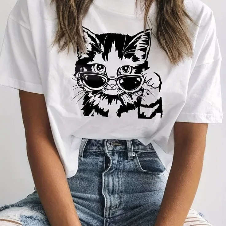 Women's quarter - zip sweatshirt made of organic cotton for eco - conscious fashion Cat women's tshirt regular fit Women's quarter - zip sweatshirt made of organic cotton for eco - conscious fashion Cat women's tshirt regular fit