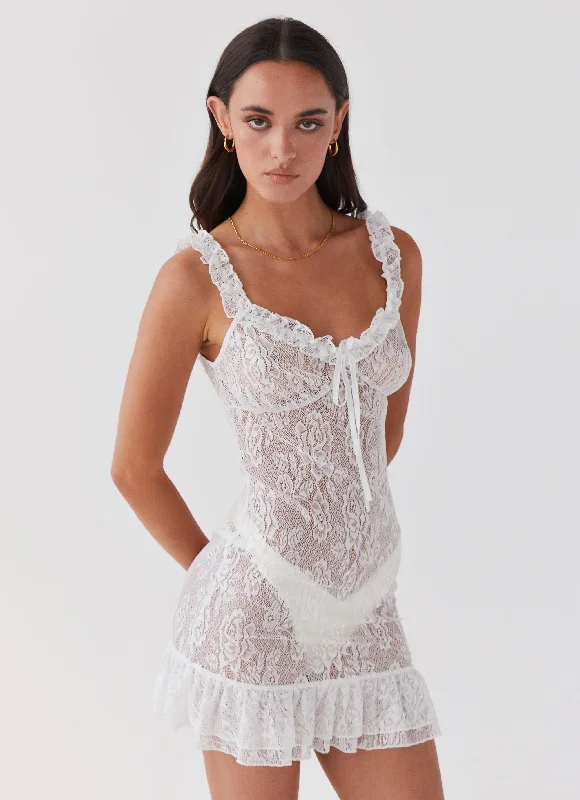 Empire Waist Women Dress to Accentuate the Bust and Conceal the Waist Love Lies Lace Mini Dress - Snow