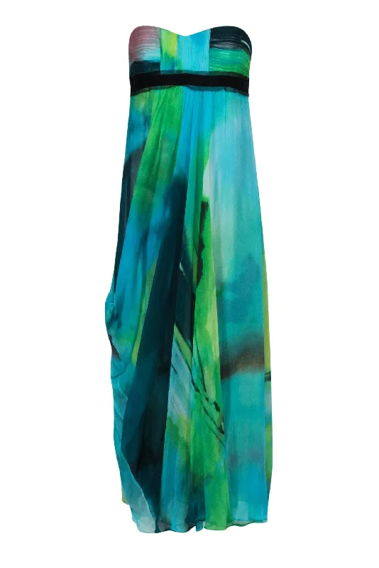 Strapless Women Dress with a Built - in Bra for Comfort and Support Strapless Women Dress with a Built - in Bra for Comfort and Support BCBG Max Azria - Multicolor Strapless Maxi Dress Sz 2 Strapless Women Dress with a Built - in Bra for Comfort and Support Strapless Women Dress with a Built - in Bra for Comfort and Support BCBG Max Azria - Multicolor Strapless Maxi Dress Sz 2
