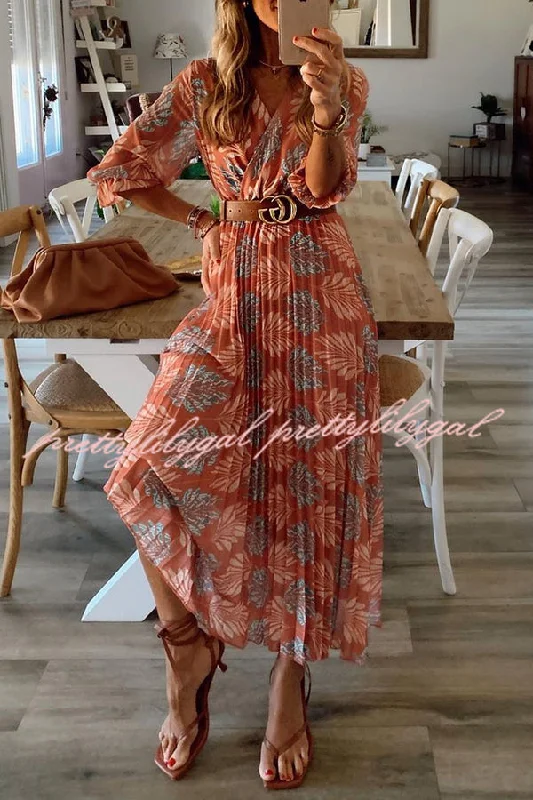 Halter Neck Women Dress to Show Off the Shoulders and Neckline Halter Neck Women Dress to Show Off the Shoulders and Neckline Botanical Print Pleated Long Sleeved Maxi Dress Halter Neck Women Dress to Show Off the Shoulders and Neckline Halter Neck Women Dress to Show Off the Shoulders and Neckline Botanical Print Pleated Long Sleeved Maxi Dress