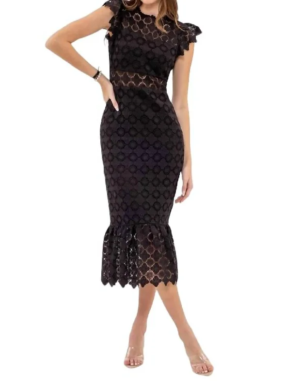 Wrap - Style Women Dress with Adjustable Fit for All Body Types Wrap - Style Women Dress with Adjustable Fit for All Body Types Eyelet Lace Ruffle Midi Dress In Black Wrap - Style Women Dress with Adjustable Fit for All Body Types Wrap - Style Women Dress with Adjustable Fit for All Body Types Eyelet Lace Ruffle Midi Dress In Black