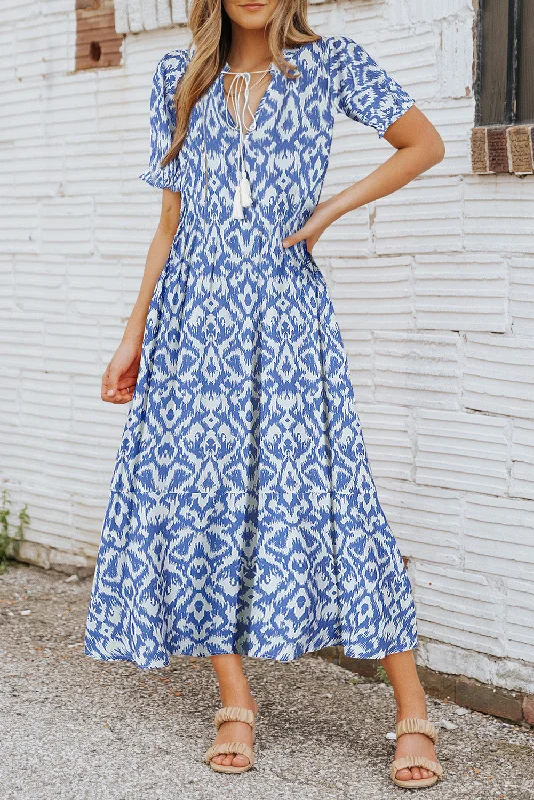 Empire Waist Women Dress to Accentuate the Bust and Conceal the Waist Empire Waist Women Dress to Accentuate the Bust and Conceal the Waist Geometric Print Maxi Dress Empire Waist Women Dress to Accentuate the Bust and Conceal the Waist Empire Waist Women Dress to Accentuate the Bust and Conceal the Waist Geometric Print Maxi Dress