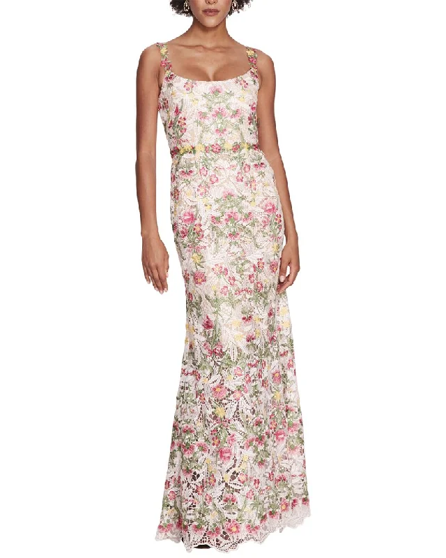 Backless Women Dress for a Sexy and Alluring Look at Evening Events Backless Women Dress for a Sexy and Alluring Look at Evening Events Marchesa Notte Gown Backless Women Dress for a Sexy and Alluring Look at Evening Events Backless Women Dress for a Sexy and Alluring Look at Evening Events Marchesa Notte Gown