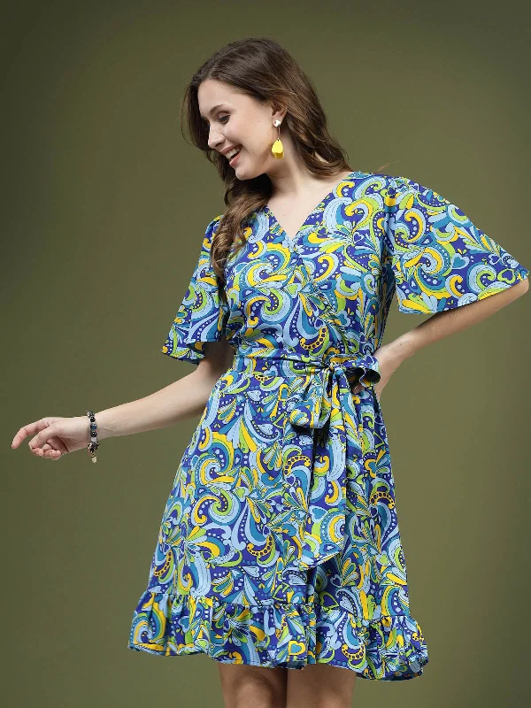 Strapless Women Dress with a Built - in Bra for Comfort and Support Strapless Women Dress with a Built - in Bra for Comfort and Support Blue Green Floral Printed V-Neck Flared Sleeves Fit Flare Dress Strapless Women Dress with a Built - in Bra for Comfort and Support Strapless Women Dress with a Built - in Bra for Comfort and Support Blue Green Floral Printed V-Neck Flared Sleeves Fit Flare Dress