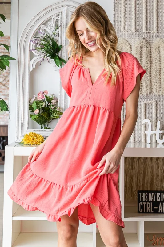 Shift Women Dress with a Simple and Classic Design for Everyday Wear Shift Women Dress with a Simple and Classic Design for Everyday Wear Ruffled Notched Cap Sleeve Dress