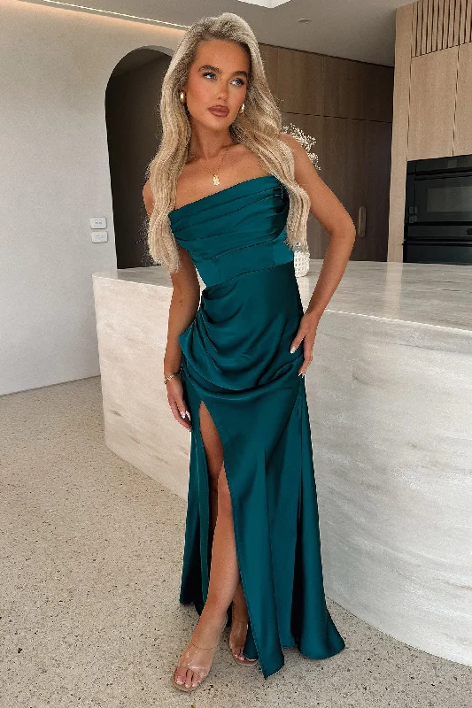 Velvet maxi dresses with long sleeves for winter weddings Lola Maxi Dress - Emerald