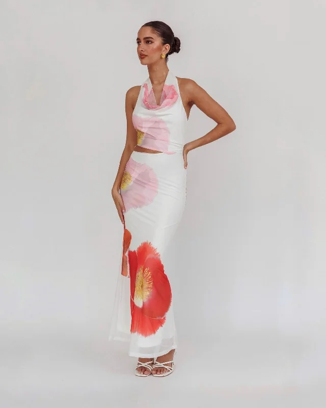 Denim maxi dresses with frayed hems for a casual look MADAM MAXI DRESS -WHITE FLORAL Denim maxi dresses with frayed hems for a casual look MADAM MAXI DRESS -WHITE FLORAL