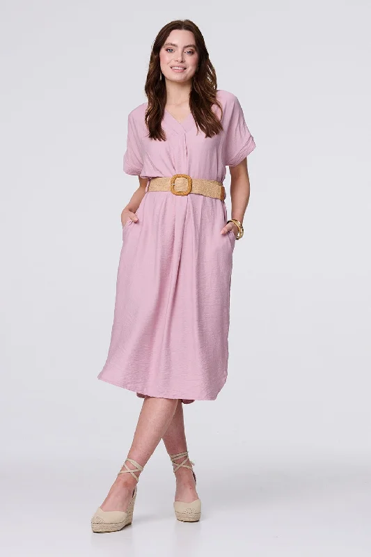 Midi dresses with bow accents for a sweet and charming look V-Neck Short Sleeve Belted Tunic Dress Midi dresses with bow accents for a sweet and charming look V-Neck Short Sleeve Belted Tunic Dress