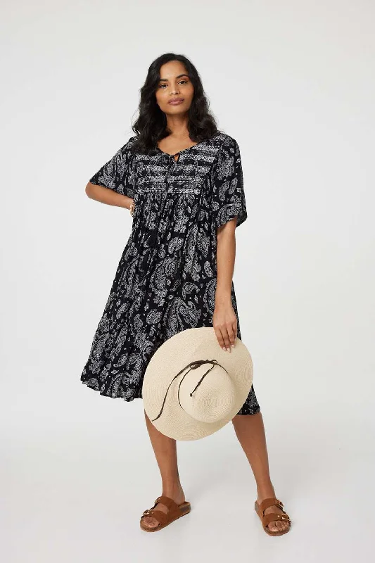 Midi dresses with metallic threads for a glamorous evening event Paisley Print Keyhole Neck Relaxed Dress Midi dresses with metallic threads for a glamorous evening event Paisley Print Keyhole Neck Relaxed Dress