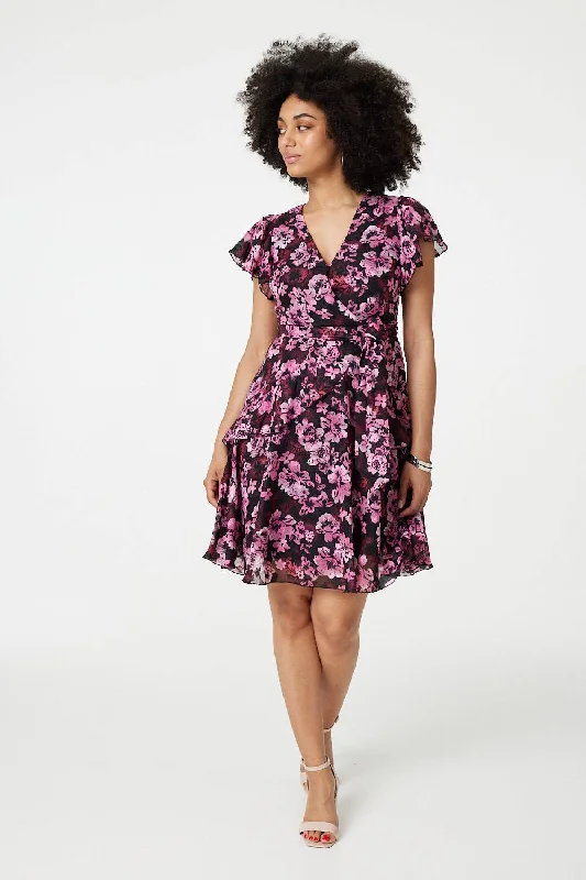 Midi dresses with abstract art prints for an artistic statement Floral Tie-Waist Ruffled Mini Dress Midi dresses with abstract art prints for an artistic statement Floral Tie-Waist Ruffled Mini Dress