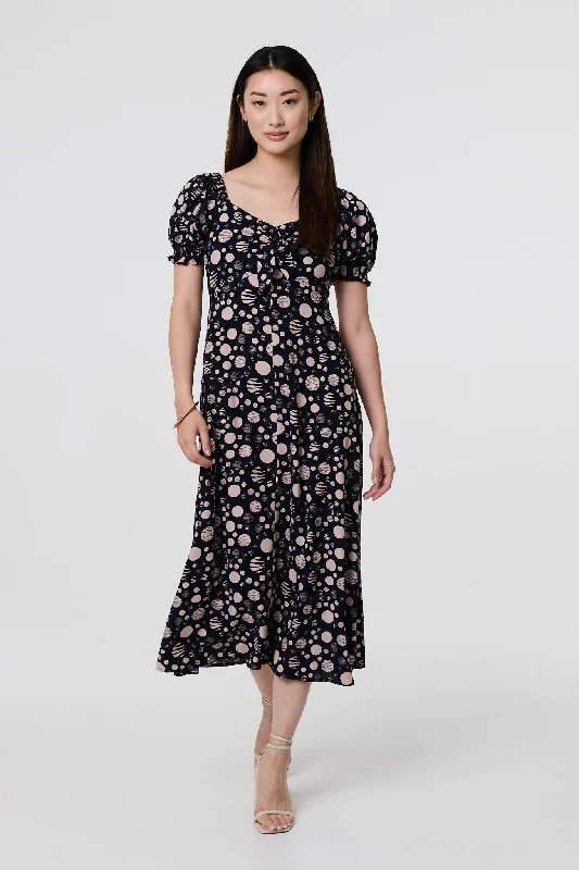 Midi dresses with gathered skirts for a full and flowing silhouette Polka Dot Print Tie Neck Midi Dress Midi dresses with gathered skirts for a full and flowing silhouette Polka Dot Print Tie Neck Midi Dress