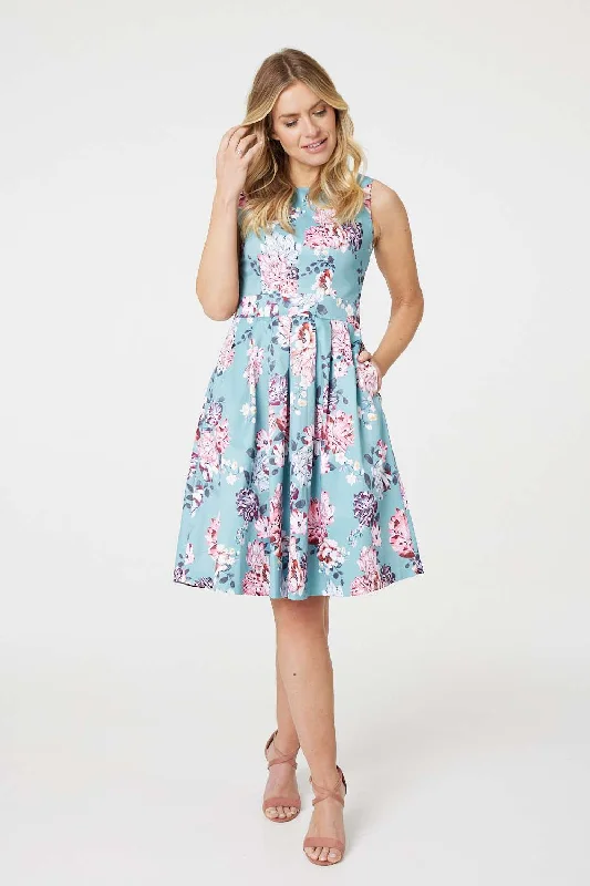 Velvet midi dresses in jewel tones for a glamorous winter event Floral Knee Length Skater Dress Velvet midi dresses in jewel tones for a glamorous winter event Floral Knee Length Skater Dress