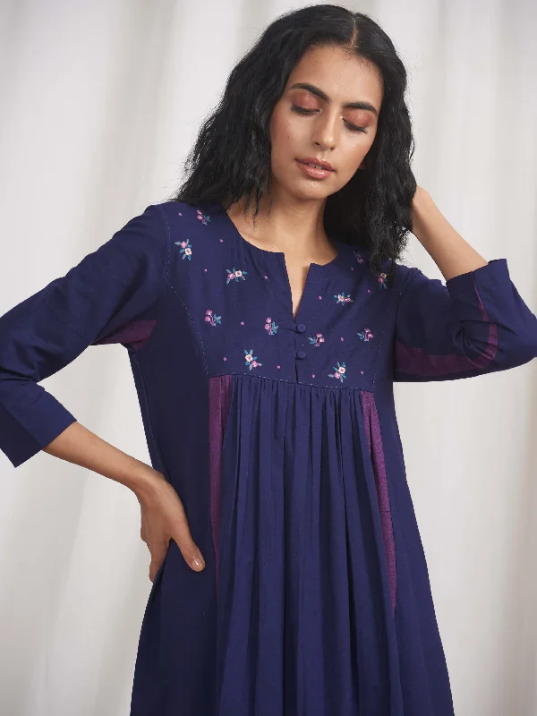 Midi dresses with tiered skirts for a bohemian festival look Silk Route Midi Dress