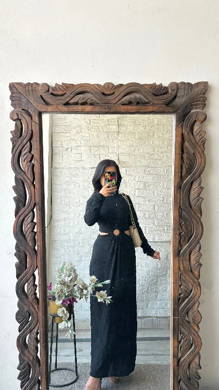 Sheath - style bodycon dress for a sophisticated office look Classy dress 32-34 bust Sheath - style bodycon dress for a sophisticated office look Classy dress 32-34 bust