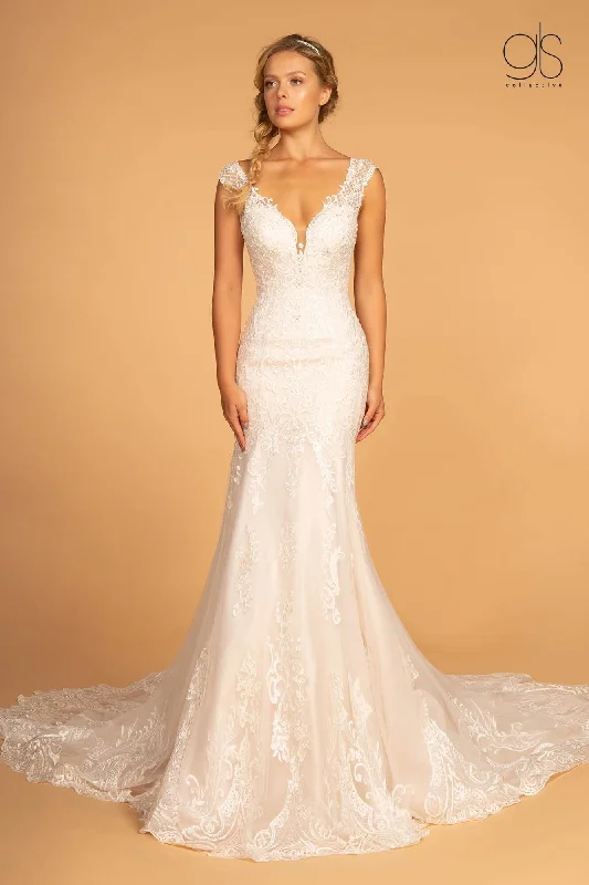Mermaid silhouette wedding dresses with lace appliques Embroidery Embellished Mesh Long Wedding Gown Mermaid silhouette wedding dresses with lace appliques Embroidery Embellished Mesh Long Wedding Gown