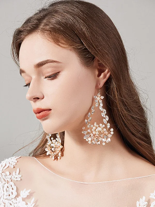 Off - the - shoulder wedding dresses with ruffled sleeves Exquisite Design Imitation Pearl Rhinestone Handmade Earrings Off - the - shoulder wedding dresses with ruffled sleeves Exquisite Design Imitation Pearl Rhinestone Handmade Earrings