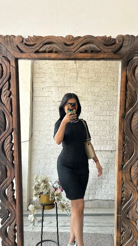 Bodycon dress made of jersey for a casual look​ H&m dress bust:38/l:33