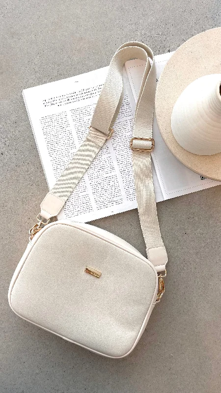 Ruffled cocktail dresses with a knee - length hem for a feminine appeal Paloma Suede Camera Bag - Cream Ruffled cocktail dresses with a knee - length hem for a feminine appeal Paloma Suede Camera Bag - Cream