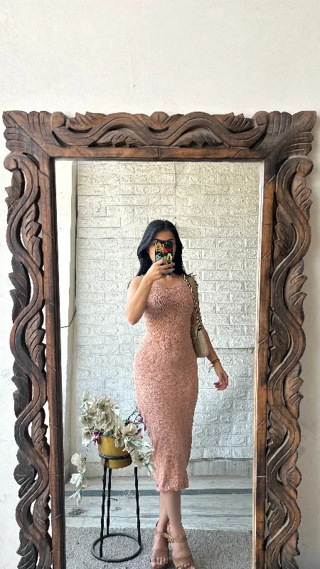 Sheath - style bodycon dress for a sophisticated office look Sexy dress 32-34 bust/l:40 Sheath - style bodycon dress for a sophisticated office look Sexy dress 32-34 bust/l:40