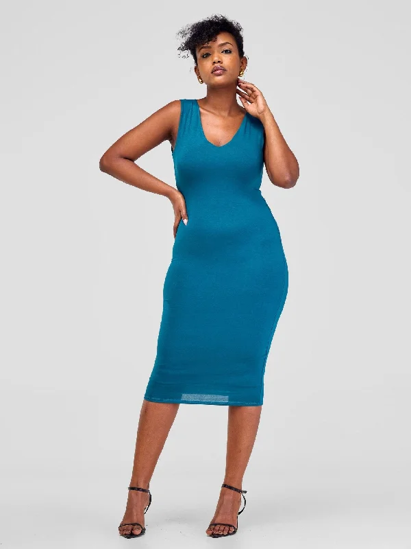 Sequined bodycon dress for a sparkling party look Vivo Basic Sleeveless Double Layered Bodycon - Deep Teal Sequined bodycon dress for a sparkling party look Vivo Basic Sleeveless Double Layered Bodycon - Deep Teal