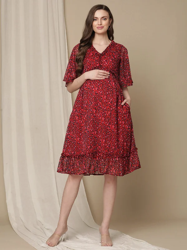 Maternity dress for a baby's first bus ride Knee Length Maternity Dress