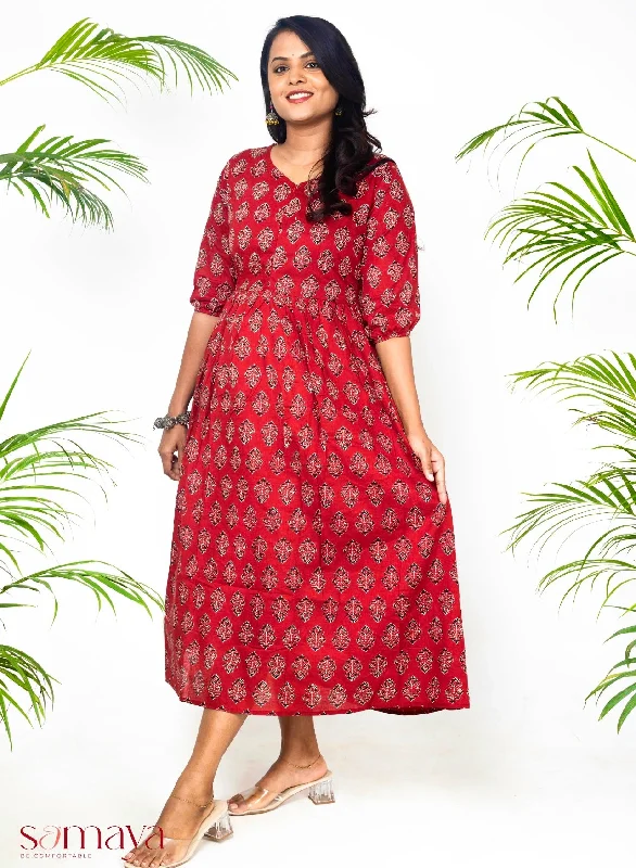 Maternity dress for a baby's first visit to the farm Maroon hand block cotton  dress and full lining "Non-Maternity & maternity Feeding-Friendly Dress"