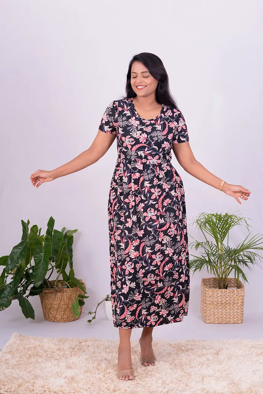 Maternity dress for a baby's first visit to the flower garden Maxi Floral Black Light Weight
