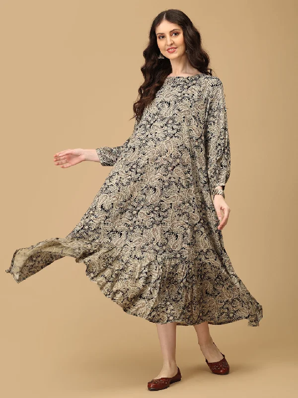 Maternity dress for a tea party Paisley Passionista Maternity and Nursing Dress