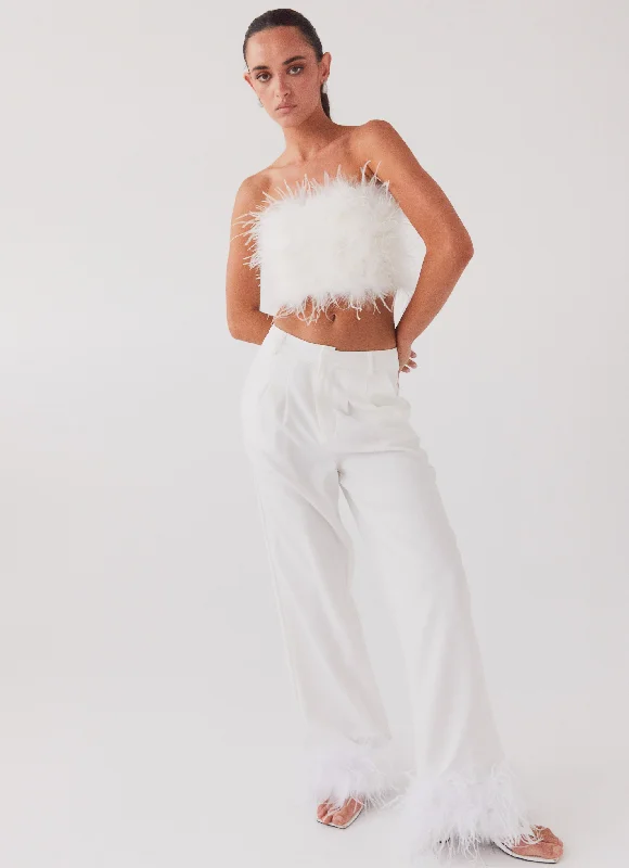 Formal dresses with tiered lace skirts and off - the - shoulder necklines for a feminine and elegant formal appearance Shake It Off Feather Pants - Snow Formal dresses with tiered lace skirts and off - the - shoulder necklines for a feminine and elegant formal appearance Shake It Off Feather Pants - Snow