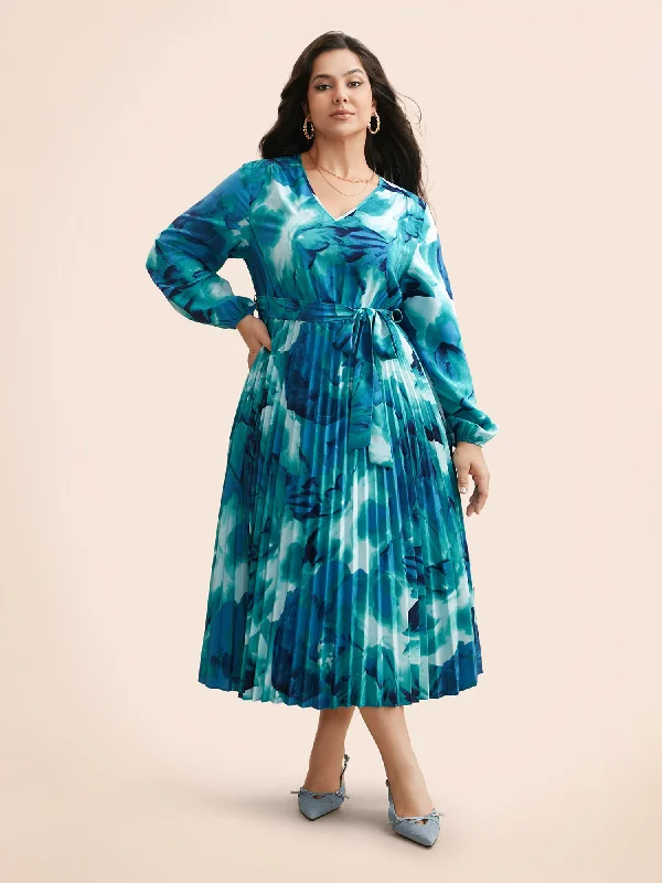 Everyday Dress with Backless Design for a Flirty Look​ Watercolor Floral Pleated Belted Dress